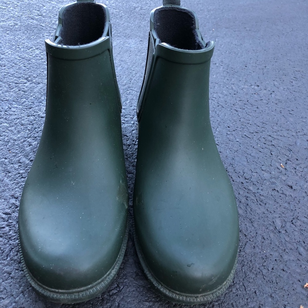 Madewell Chelsea Rain Boots - Picture 2 of 8